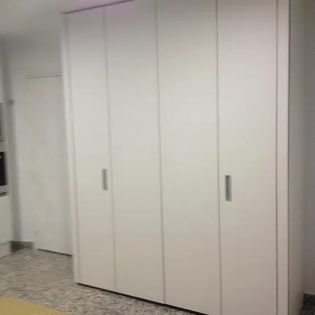 San Lorenzo Studio Apartment *